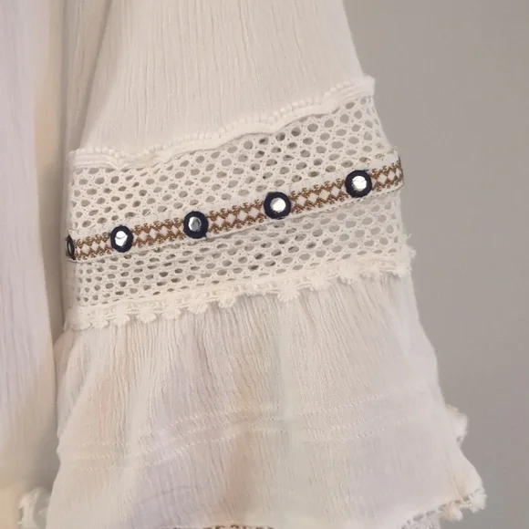 POL White Boho Peasant Blouse Tassel Tie Bell Sleeves Crochet Detail Medium - Picture 11 of 12